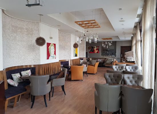 kuwait/green-island/bar/astra-lounge