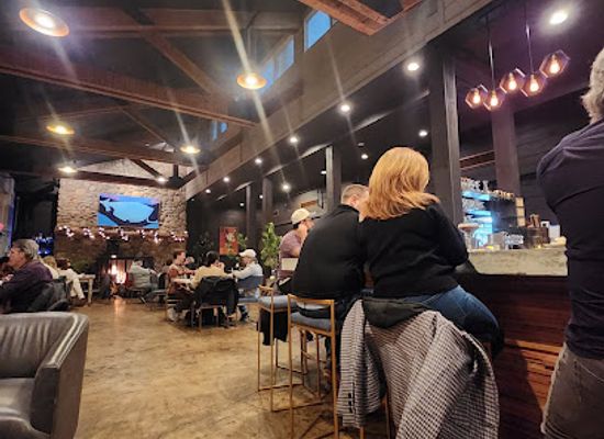 north-carolina/high-country/bar/the-beacon-restaurant