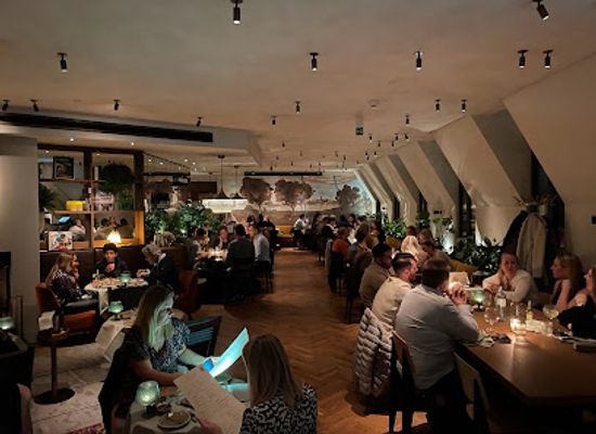 austria/vienna/mariahilf/bar/chez-bernard-restaurant-et-bar
