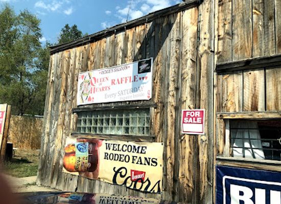 wyoming/goshen-county/bar/vickie-s-saloon