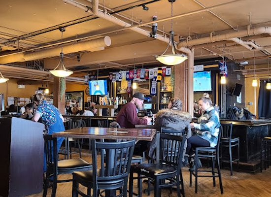 michigan/grand-rapids/downtown-grand-rapids/bar/speakez-lounge