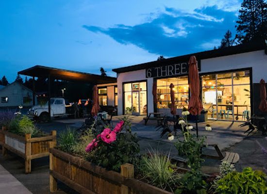 idaho/payette-lake/bar/cafe-6-three-4