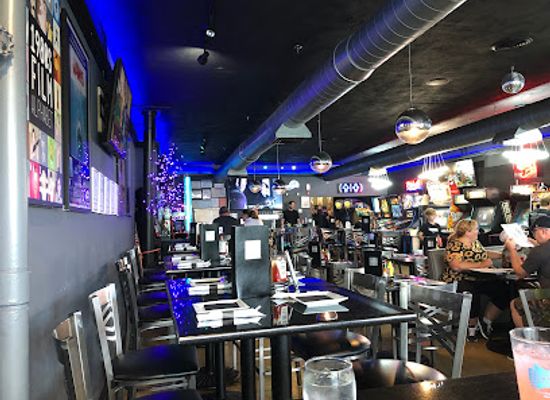 massachusetts/hyannis/bar/flashback-retro-arcade-bar-grille