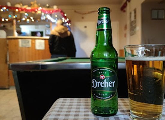 hungary/southern-great-plain/bar/rebeka-vendegfogado-borozo-presszo