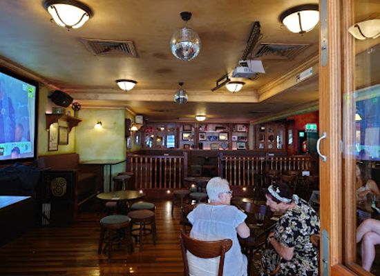 australia/cairns/port-douglas/bar/paddy-s-irish-pub-grill