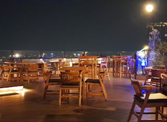 myanmar-burma/mandalay/bar/42-sky-bar-and-restaurant