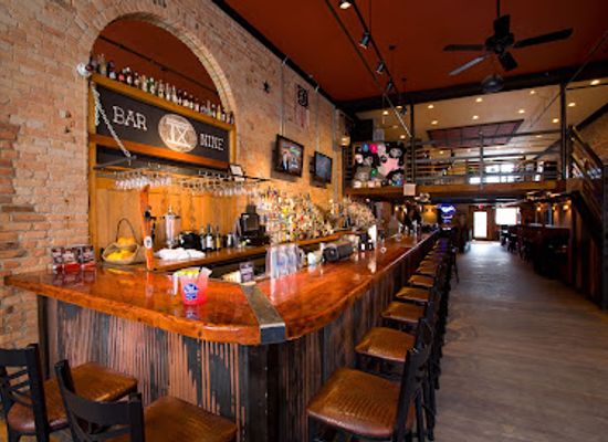 montana/gallatin-canyon/bar/bar-nine