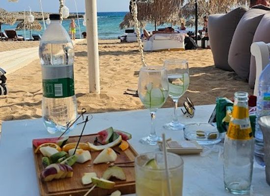 cyprus/makronissos-beach/bar/beachouse