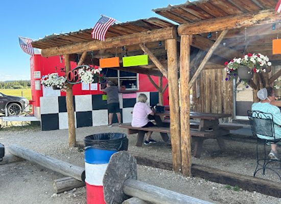 wyoming/sublette-county/bar/the-burger-barn