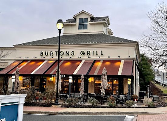 connecticut/connecticut-river-valley/bar/burtons-grill-bar