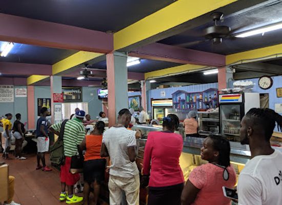 grenada/grenville/bar/the-melting-pot
