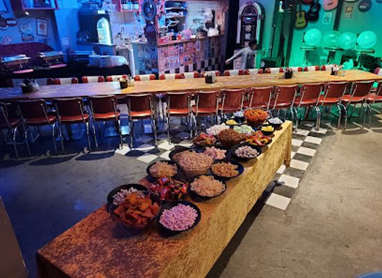 israel/kfar-saba/bar/retro-diner-bar