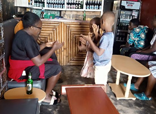 uganda/fort-portal/bar/da-reward-nyama-choma-bar-and-grill