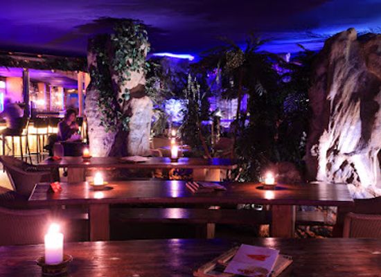 germany/wurzburg/residenz/bar/escalera-cocktailbar-und-restaurant