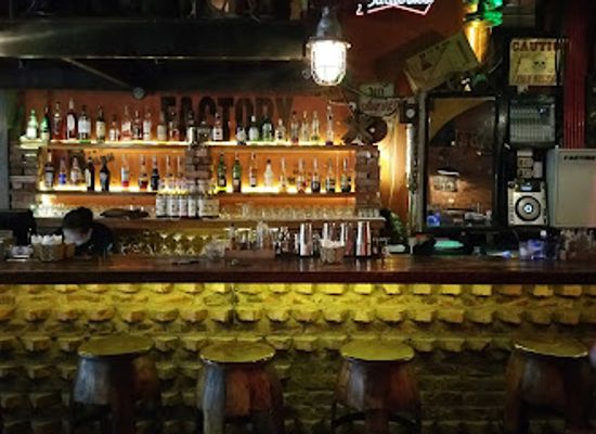 vietnam/hanoi/bar/factory-47