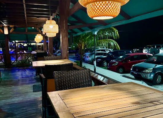 saint-kitts-and-nevis/saint-james-windward-parish/bar/zanzi-bar-and-restarant