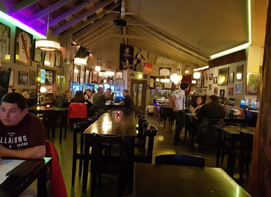 argentina/los-andes/bar/torino-bar-bistro