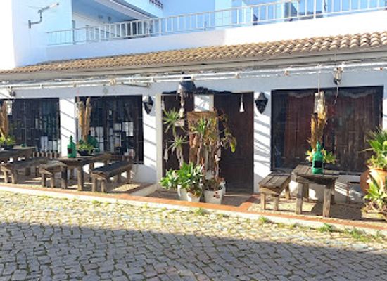 portugal/algarve/bar/black-cat-s-bar