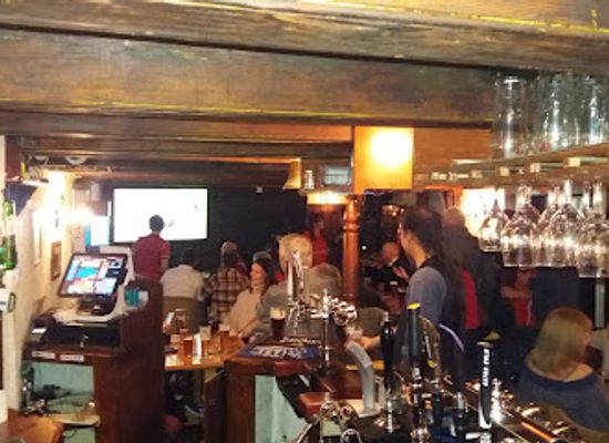 united-kingdom/cardiganshire/bar/penrhiwllan-inn