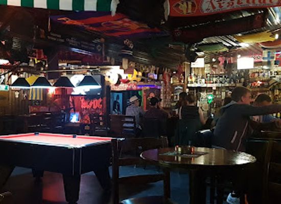 cyprus/larnaca/bar/hot-shots-music-bar