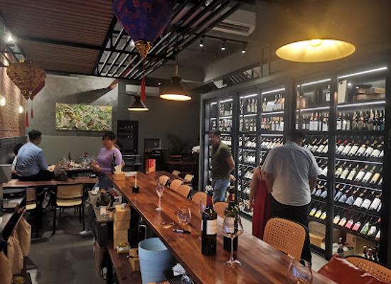 malaysia/miri/bar/aperitif-wine-bar