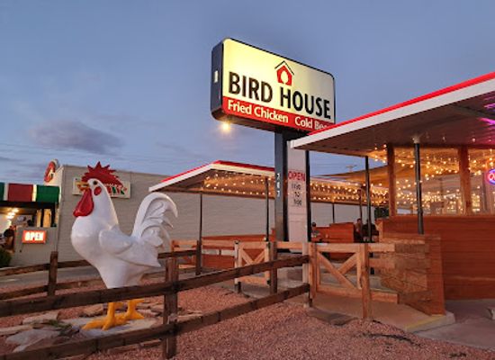 arizona/page/bar/birdhouse