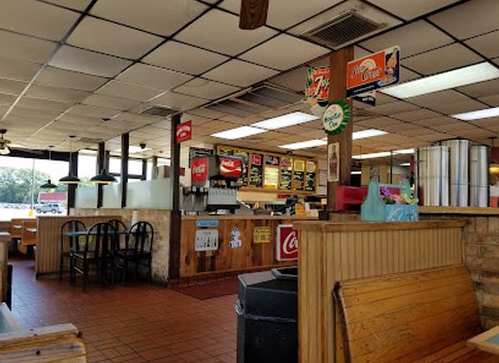 alabama/lake-eufaula/bar/big-h-chicken