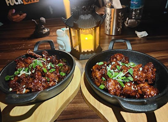 india/imphal/bar/the-upstairs-lounge-cafe