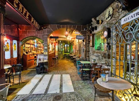 spain/santiago-de-compostela/ensanche/bar/pub-momo