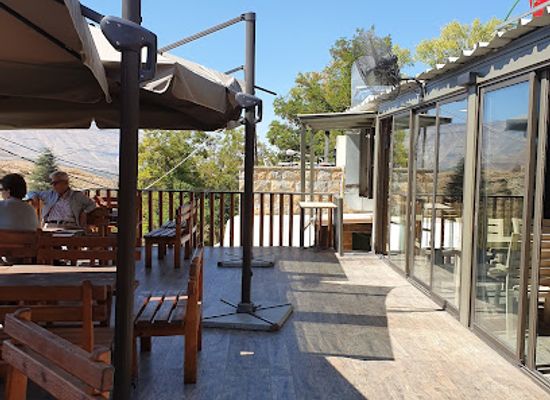 lebanon/bsharri/bar/cafe-des-cedres