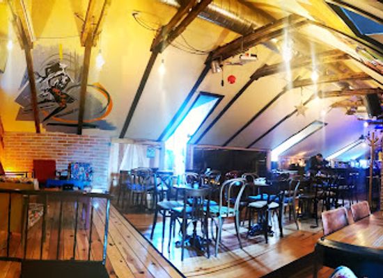 montenegro/niksic/bar/blues-brothers-bar
