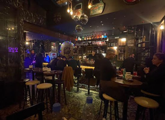 lebanon/south-lebanon/bar/the-retro-pub-mar-mikhael