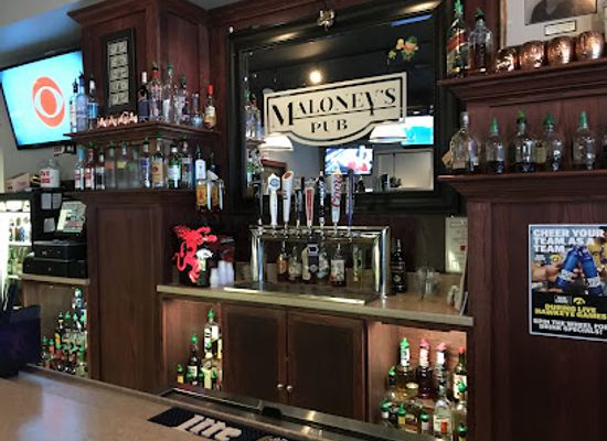 iowa/little-switzerland/bar/maloney-s-pub