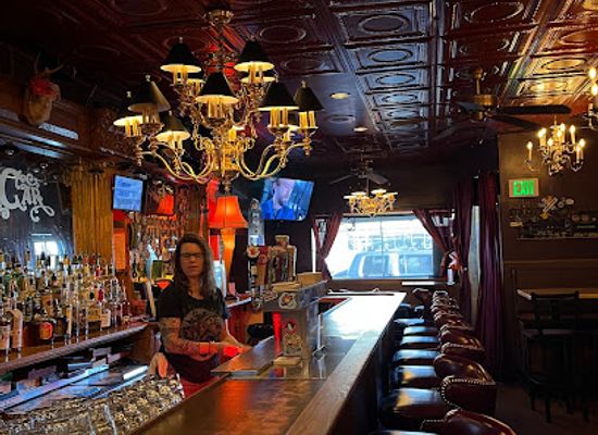 colorado/northwest-colorado/bar/the-bar-car