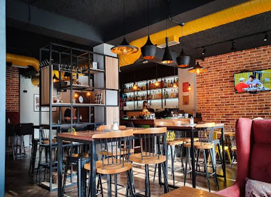 montenegro/sinjajevina/bar/chill-lounge-bar