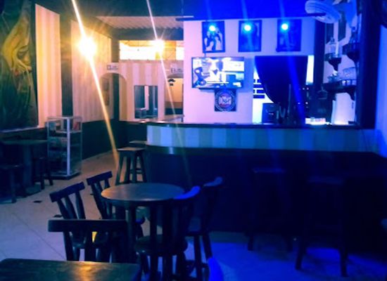 colombia/guaviare-department/bar/people-are-strange-gastro-bar-rock