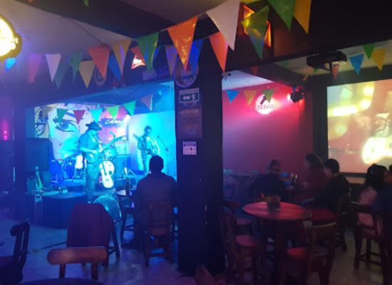 colombia/cauca-valley/bar/warhol-bar-arte-rock