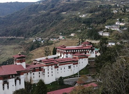 bhutan/trongsa/bar/tashi-ninjey-hotel