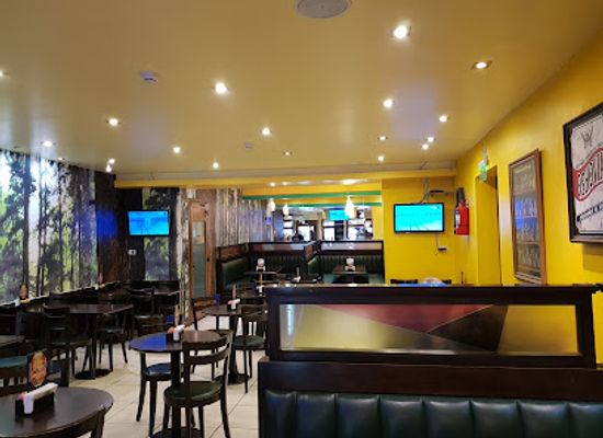 argentina/ushuaia/bar/cafe-bar-banana