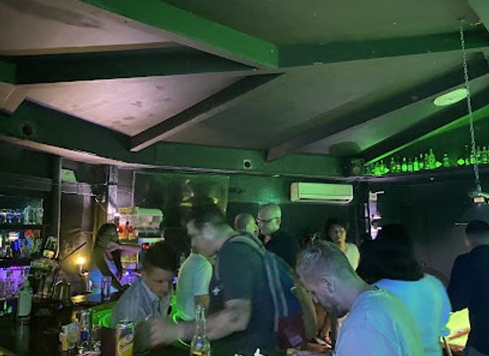 philippines/manila/bar/funky-monkey-143-bar