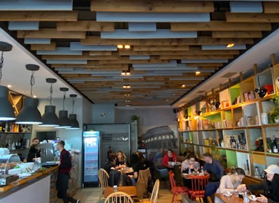 albania/vlora-region/bar/colosseo-bar