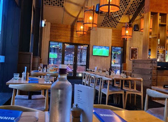new-zealand/hamilton/chartwell/bar/the-wayward-pigeon