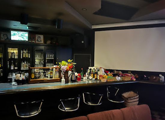japan/sado/bar/