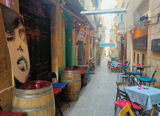 malta/grand-harbour/bar/carmen-bar