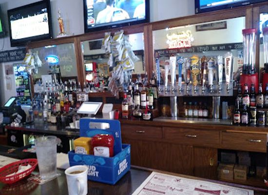 ohio/northeast-ohio/bar/breakaway-sports-pub-grill