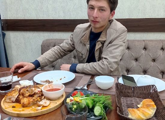 uzbekistan/angren/bar/GRIL-OSTANOVKA-SHAFRAN