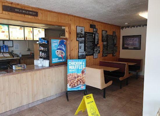 south-dakota/custer-state-park/bar/dairy-queen-grill-chill