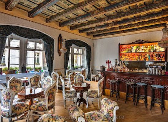 czechia/beskids/bar/the-alchemist-bar