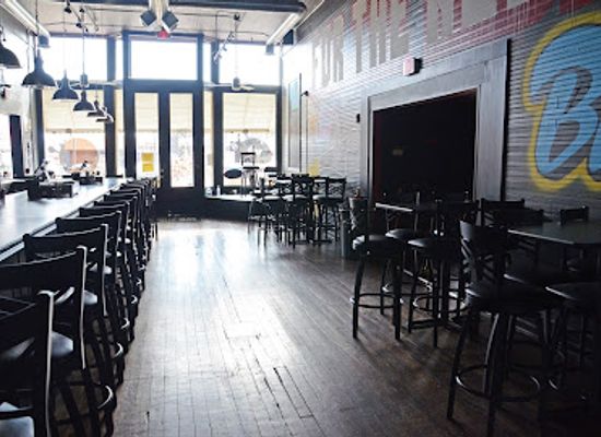 alabama/shoals/bar/for-the-record-music-hall-bar