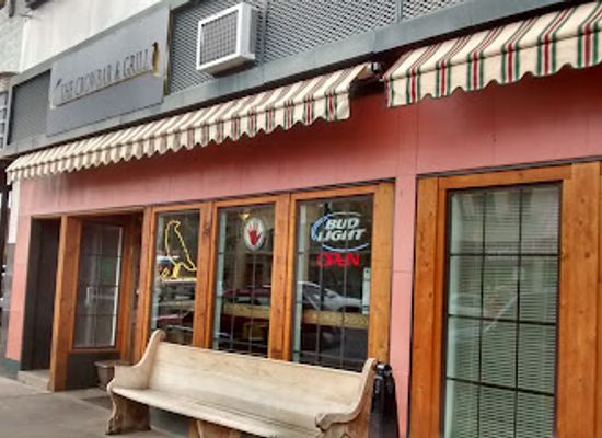 wyoming/medicine-bow-national-forest/bar/crowbar-grill